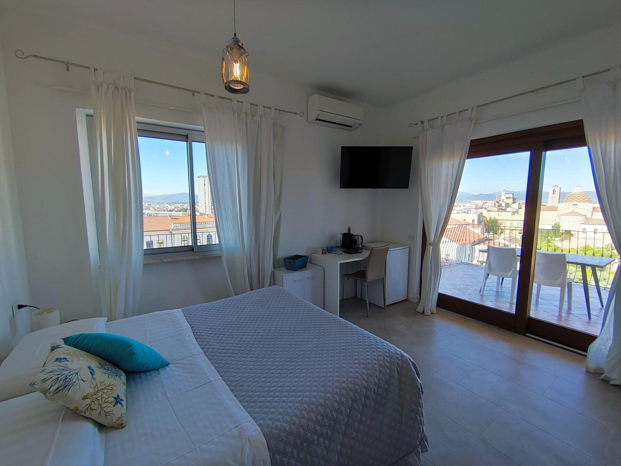 Marysel Rooms Olbia Eksteriør billede